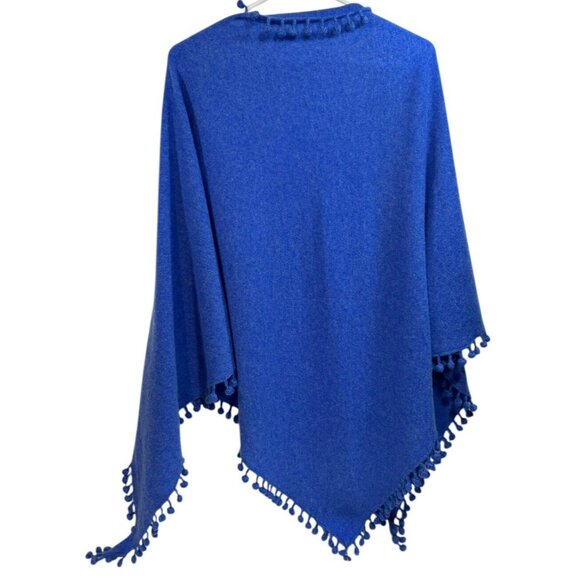 NWT Alpine Cashmere Pom-Pom Triangle Wrap Scarf Ocean Blue Quiet Luxury - Picture 3 of 5
